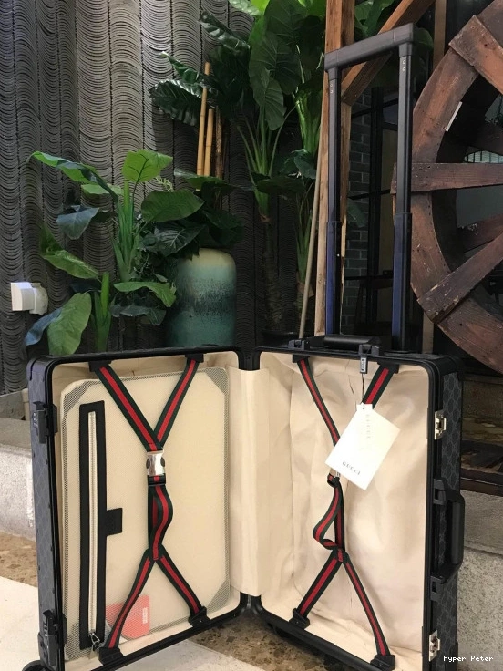 Hyperpeter Gucci Travel 20 Box inches 0812